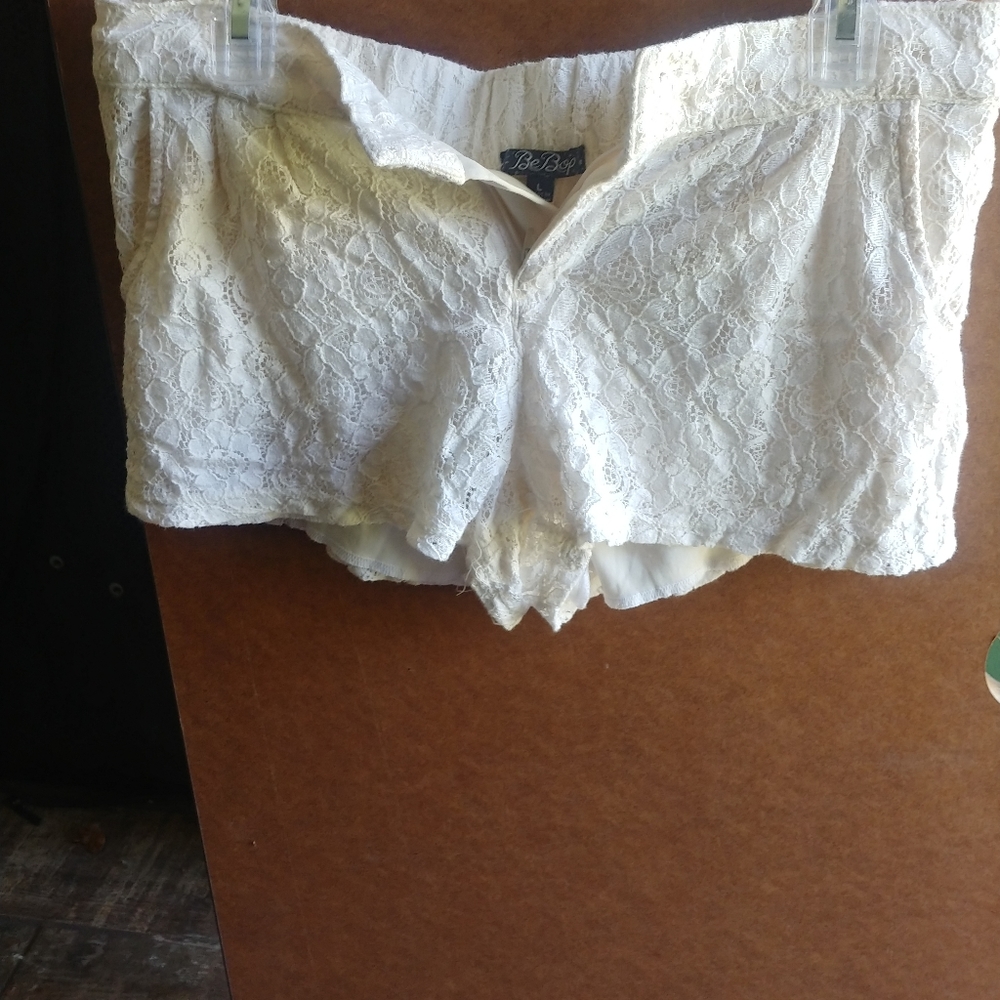 Cream/off white lace shorts